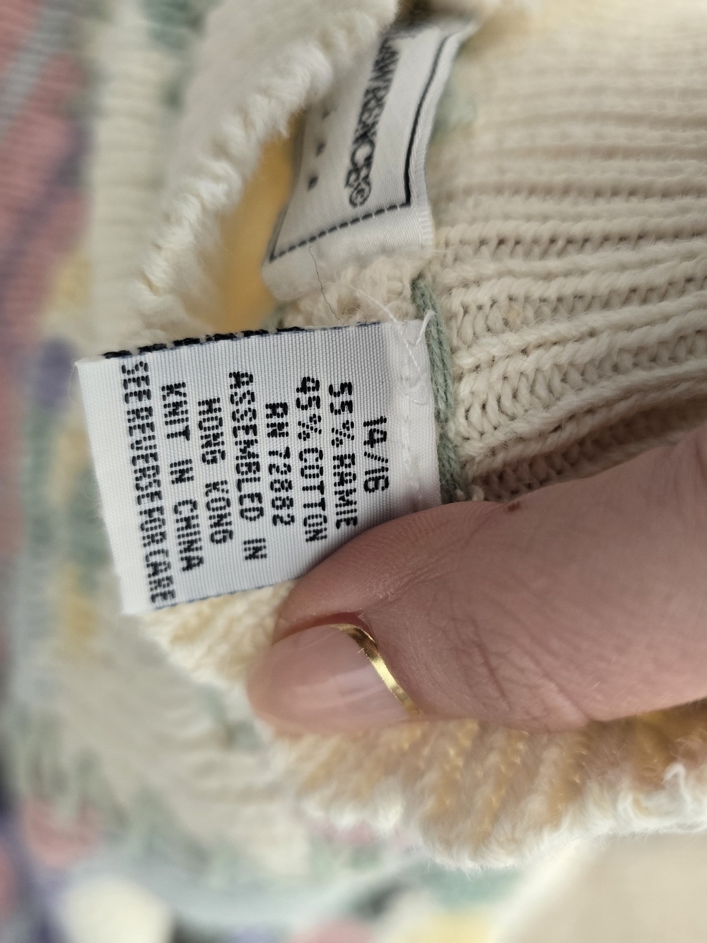 Vintage 90s Maggie Lawrence Patchwork Knit Sweater Pastel Floral Grannycore - Picture 13 of 16